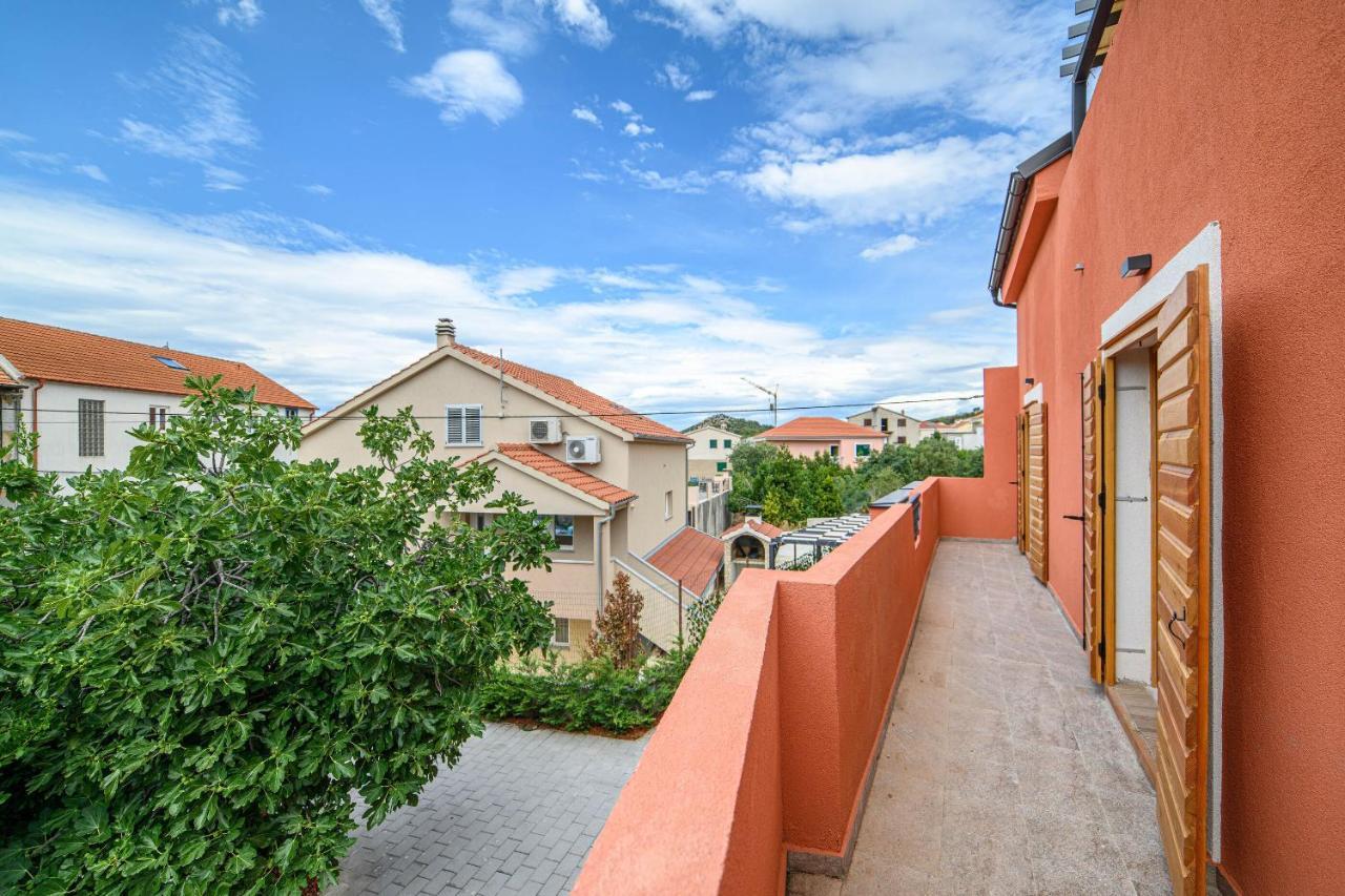 Apartments Orsula Near Old Town Šibenik Екстериор снимка