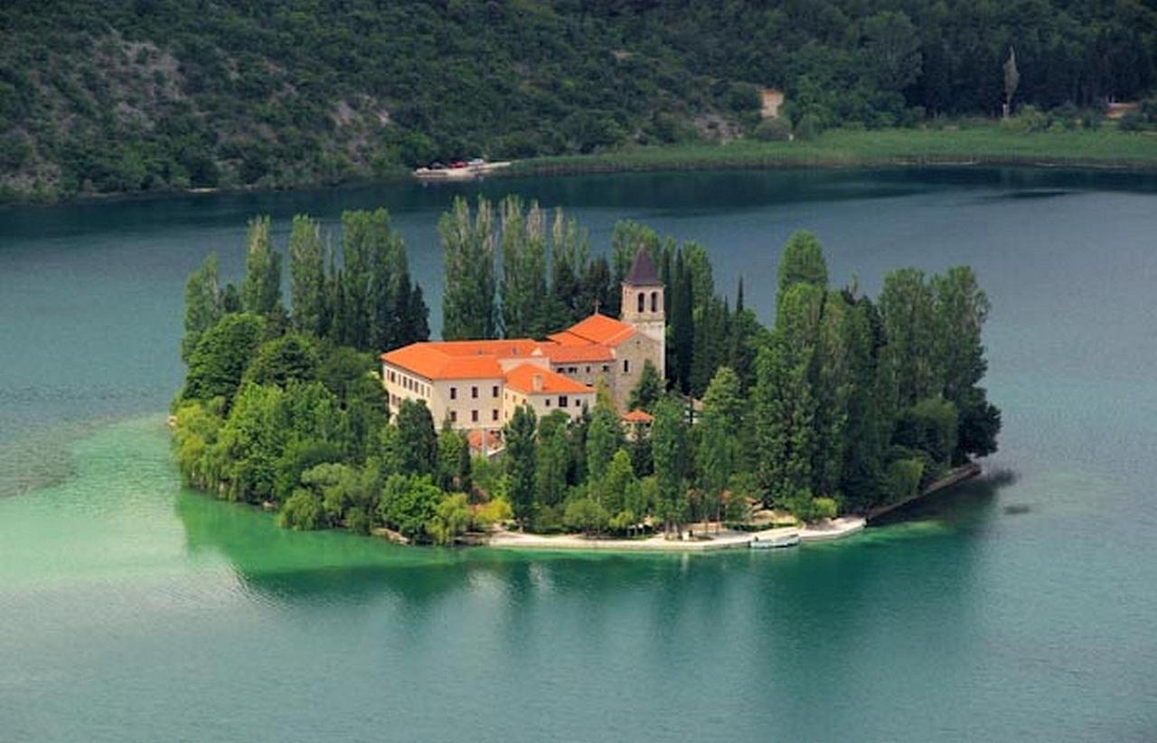 Apartments Orsula Near Old Town Šibenik Екстериор снимка