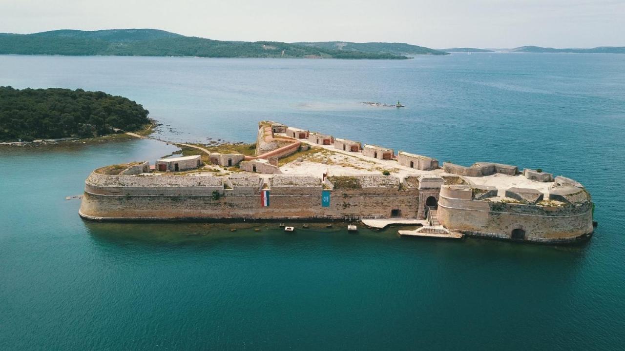 Apartments Orsula Near Old Town Šibenik Екстериор снимка